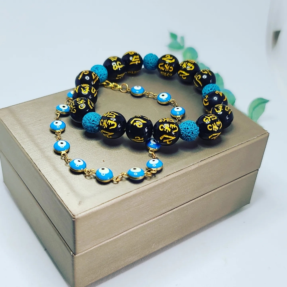 Set of 2 bracelets, Mantra "Om Mani padme hum"